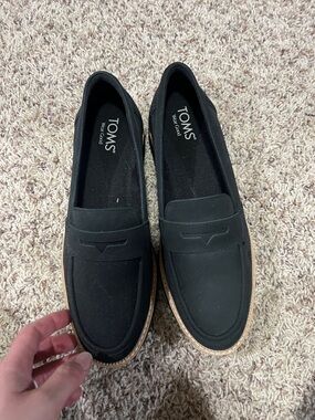 TOMS Black Penny Loafers with Tan Trim